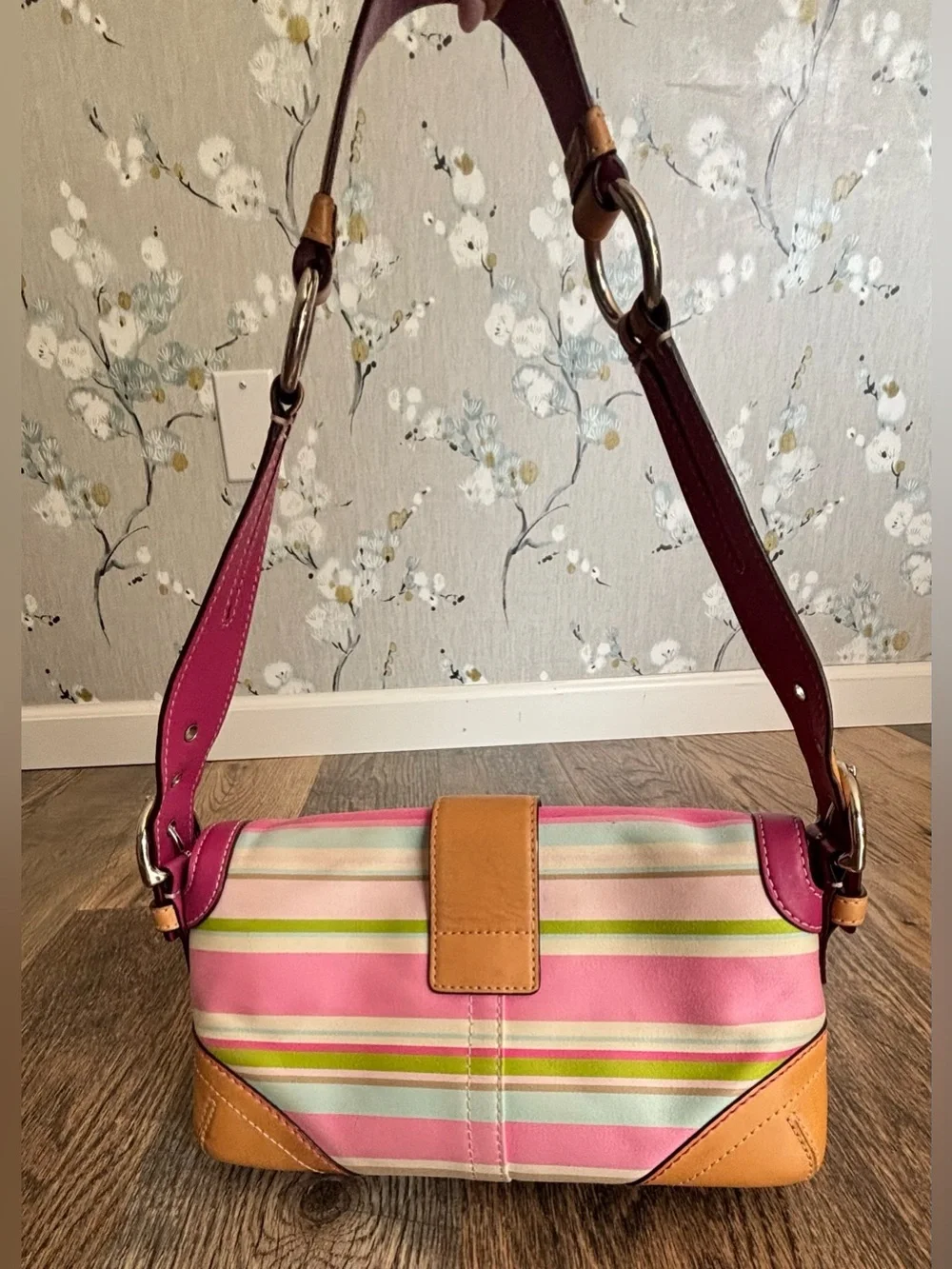Vintage Y2K Coach Soho Hampton Pastel Pink Striped Canvas Shoulder  Bag Buckle